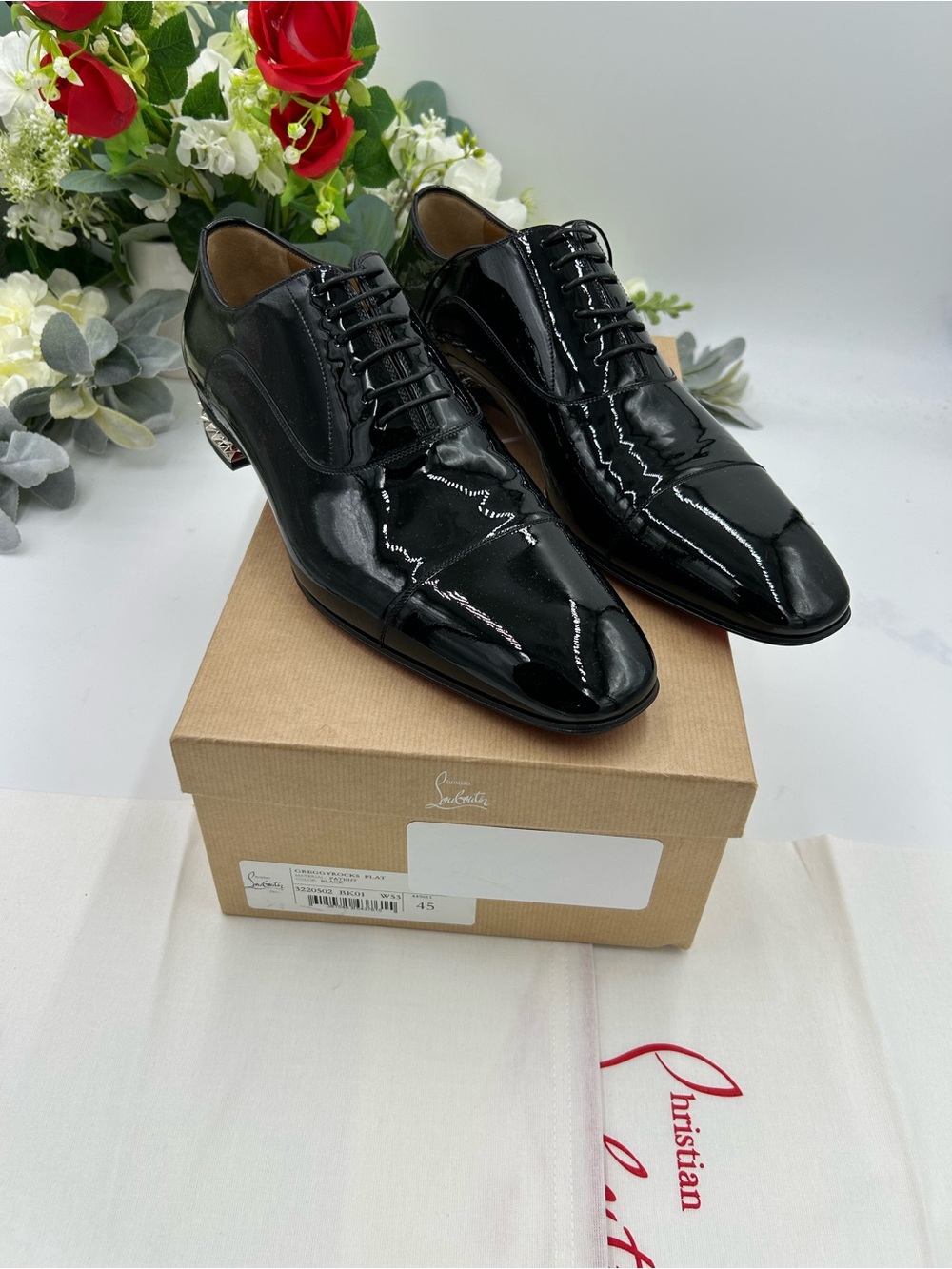 Men's Christian Louboutin GREGGYROCKS patent leather spiked Oxford's size 45 - Picture 2 of 12
